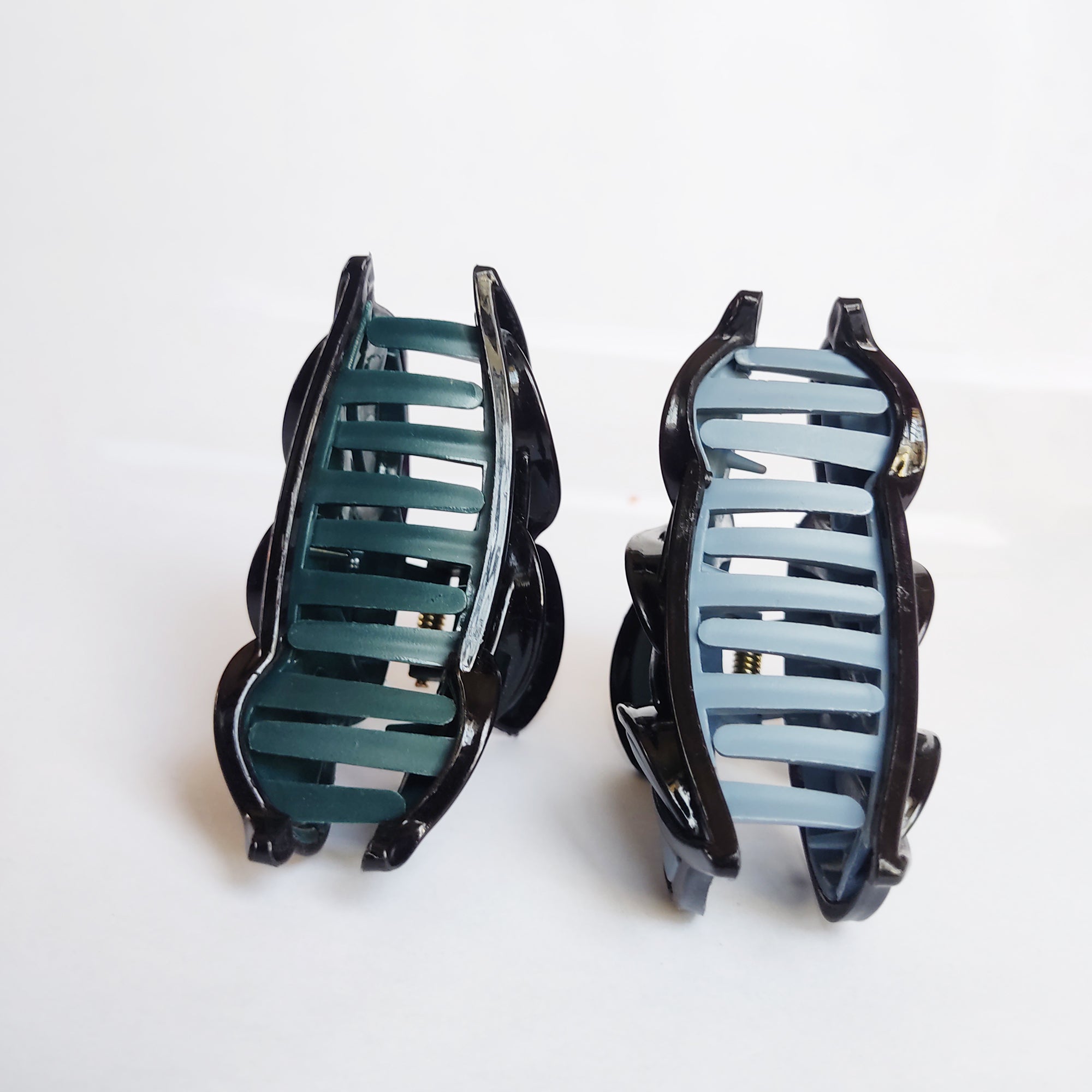 Stylish Dual-Color Hair Clip