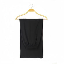 Floral Kaftan Abaya with Black Inner Pant – Elegant Modest Wear